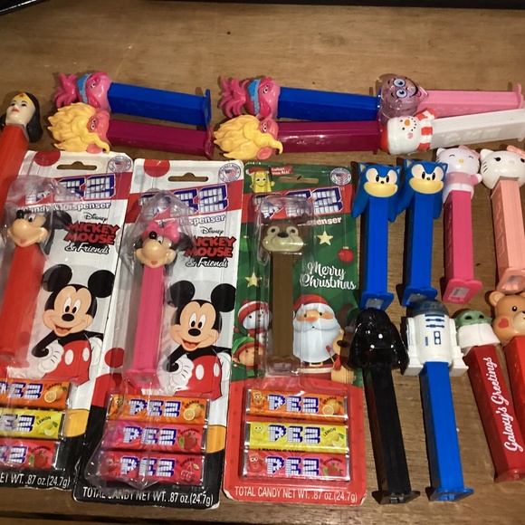 21 Boxed and Loose Pez Dispensers with Wonder Woman disney star wars and more. - Picture 1 of 16